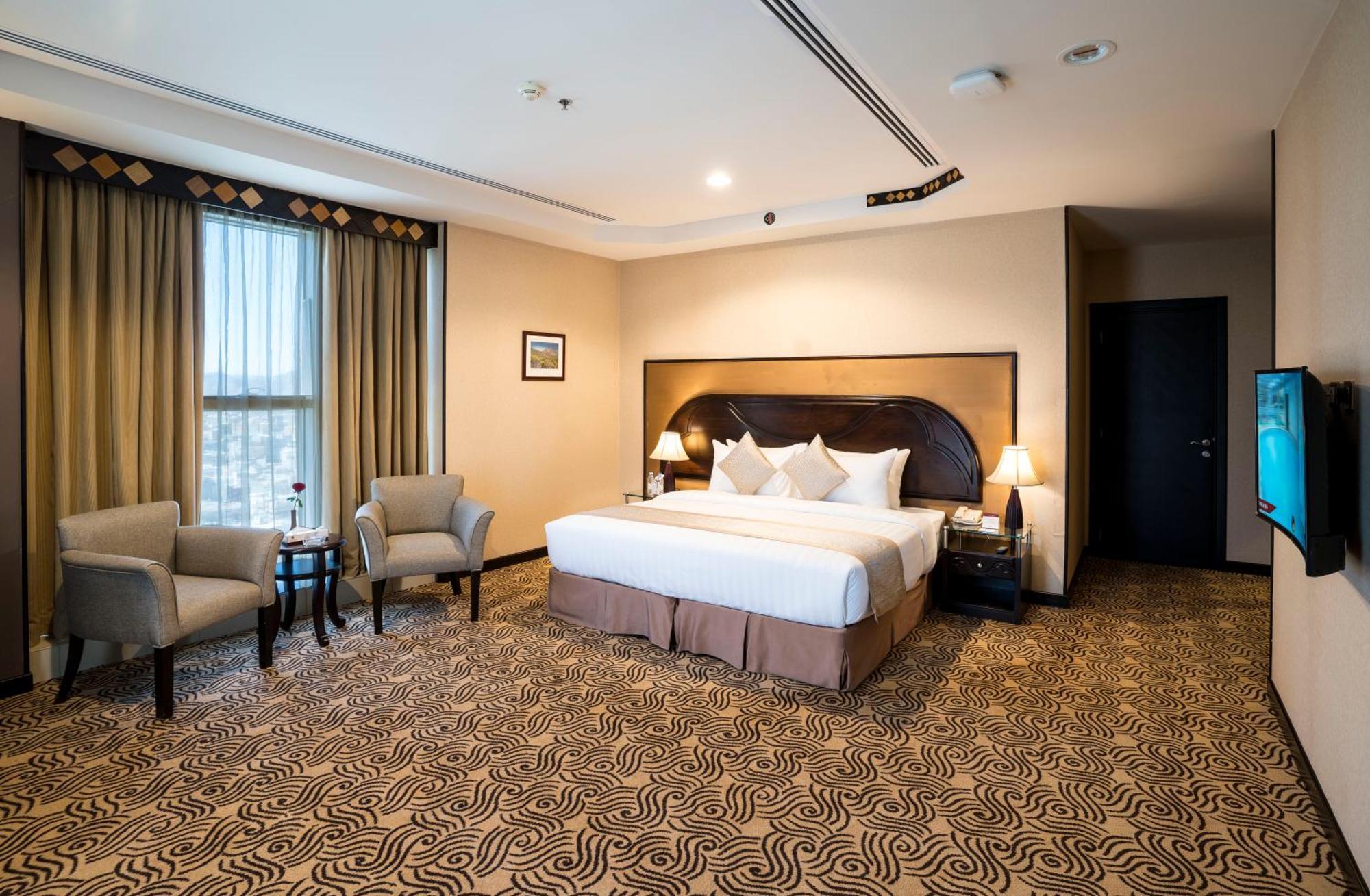 Awaliv International Hotel Ta'if Room photo Deluxe Suite